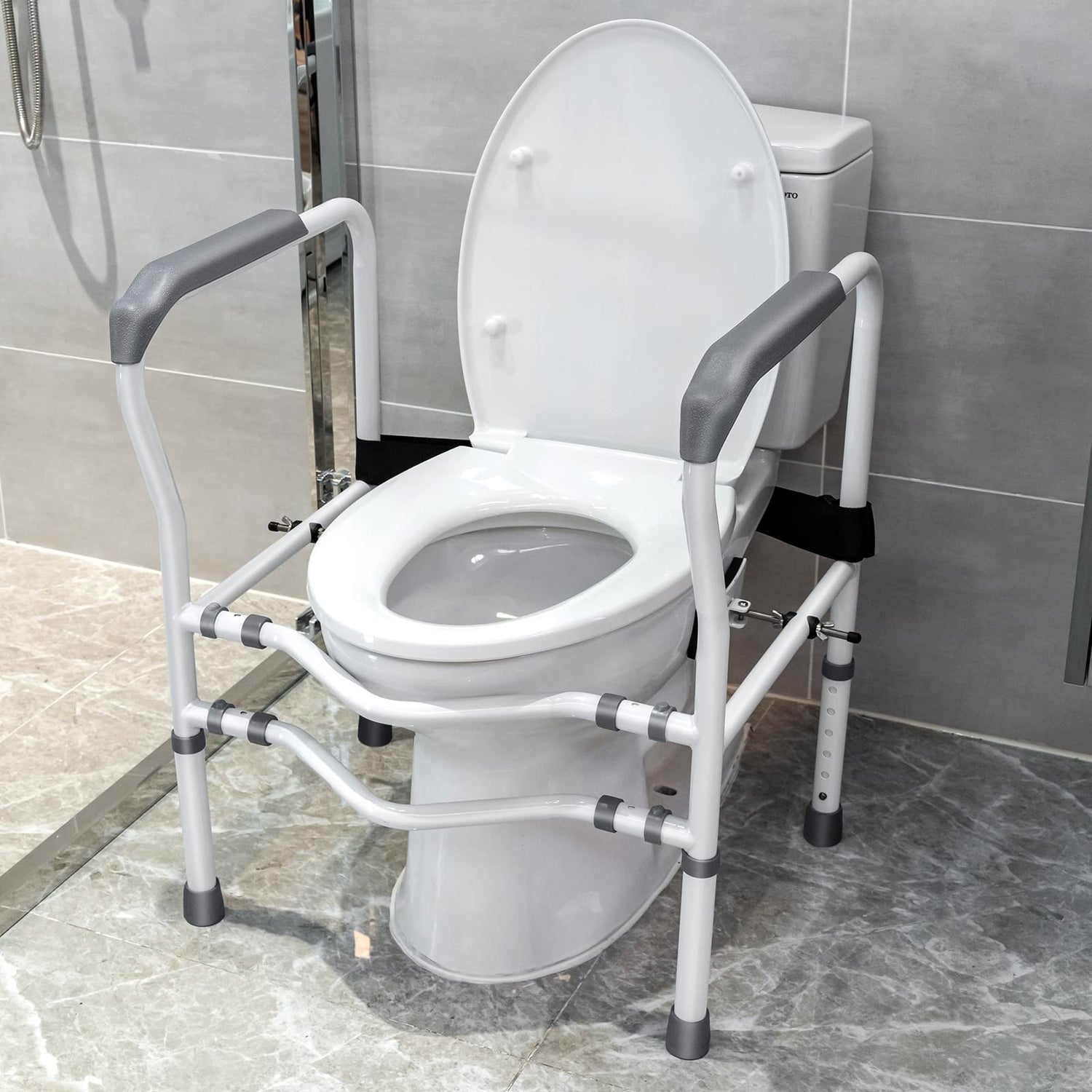 GYMAX Toilet Safety Frame & Rail, Adjustable Free-Assembly Medical Bathroom Assist Frame for Elderly with 360° Rotatable Clip